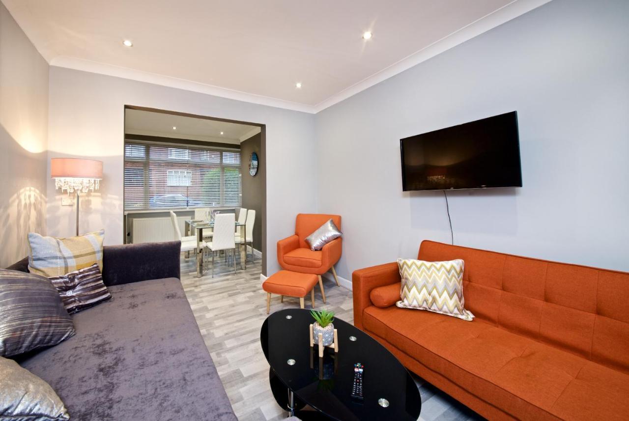 Beautiful Cozy Home With Free Parking Манчестер Экстерьер фото